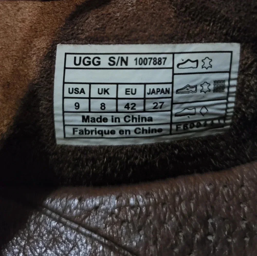 UGG Men's 9 Chester brown woven preppy casual slip-on loafers moccasins shoes